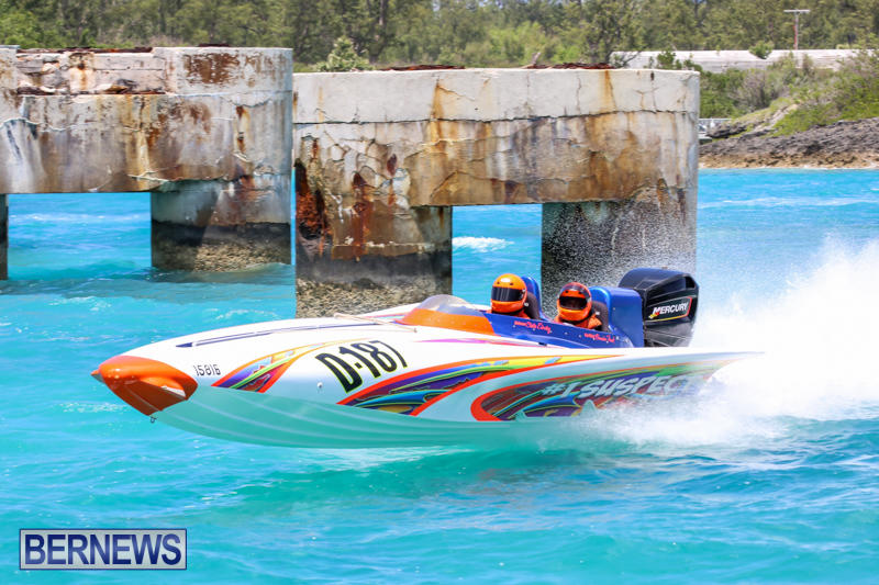 Powerboat-Racing-Bermuda-June-28-2015-75