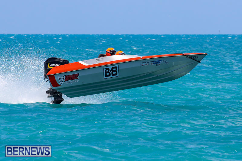 Powerboat-Racing-Bermuda-June-28-2015-8