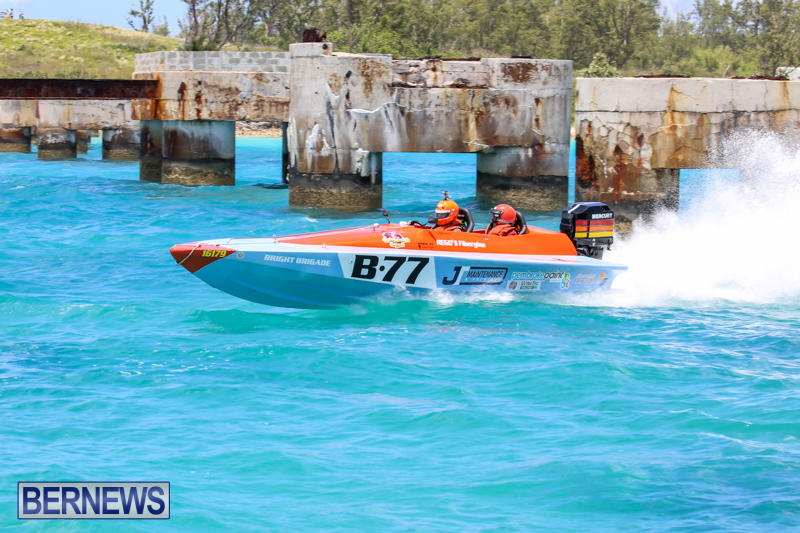 Powerboat-Racing-Bermuda-June-28-2015-82