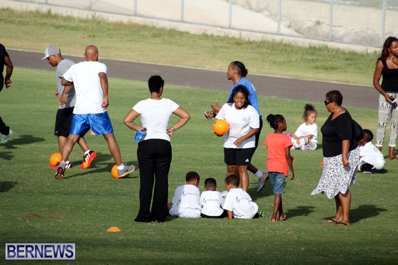 140-Youth-Footballers-Attend-Soccer-Clinic-July-9-2015-11