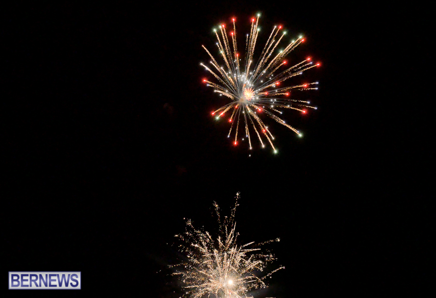 Coral-Beach-fireworks-bermuda-July-4-2015-JM-17