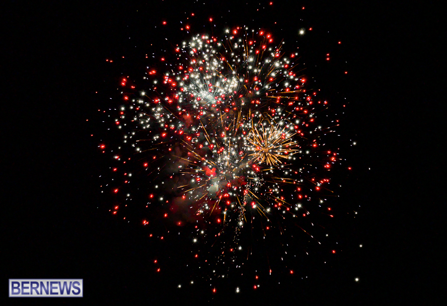 Coral-Beach-fireworks-bermuda-July-4-2015-JM-4