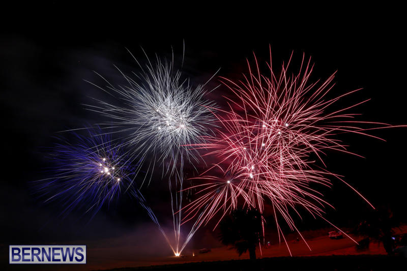 Fireworks-Mid-Ocean-Club-Bermuda-July-4-2015-6