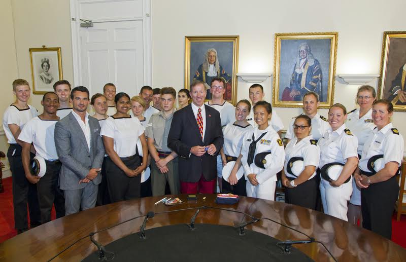 Premier Dunkley welcomed Bermuda’s Sea Cadets (2)