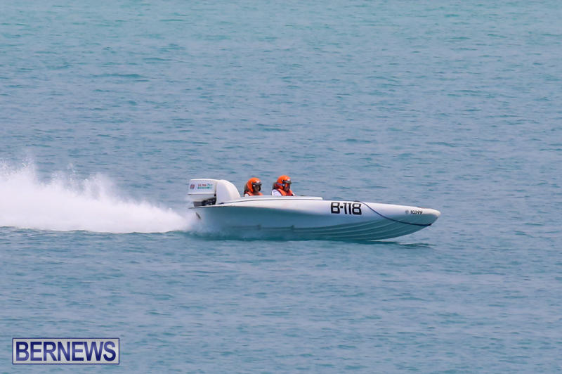 Around-The-Island-Powerboat-Race-Bermuda-August-9-2015-42