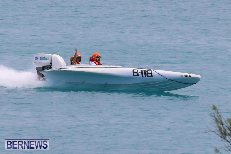 Around-The-Island-Powerboat-Race-Bermuda-August-9-2015-44