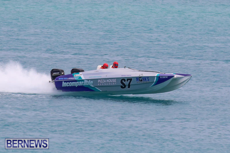 Around-The-Island-Powerboat-Race-Bermuda-August-9-2015-78