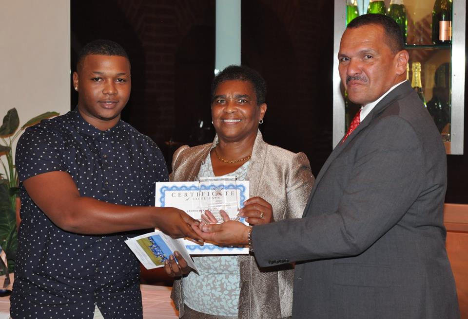 2015-BCB-Annual-Award-Ceremony-Bermuda-October-46