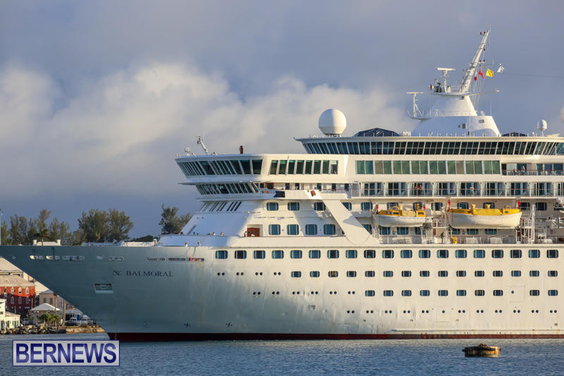 Cruise-Ship-Balmoral-In-St-Georges-Bermuda-October-9-2015-12