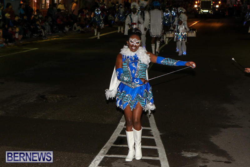 MarketPlace-Santa-Parade-Bermuda-November-29-2015-138