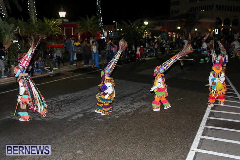 MarketPlace-Santa-Parade-Bermuda-November-29-2015-170