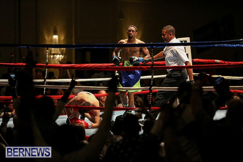 Nikki-Bascome-vs-Pilo-Reyes-Boxing-Match-Bermuda-November-8-2015-33