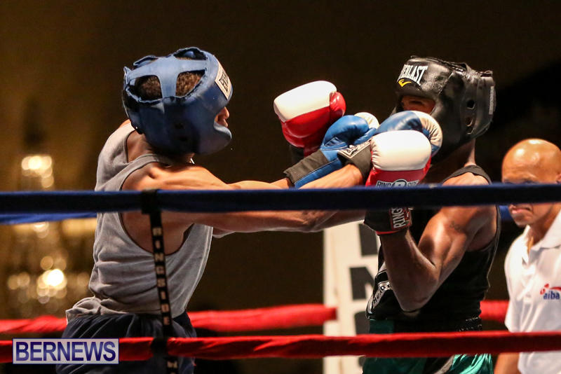 Tyler Christopher vs Kaya Simmons Boxing Bermuda, November 7 2015 (3)