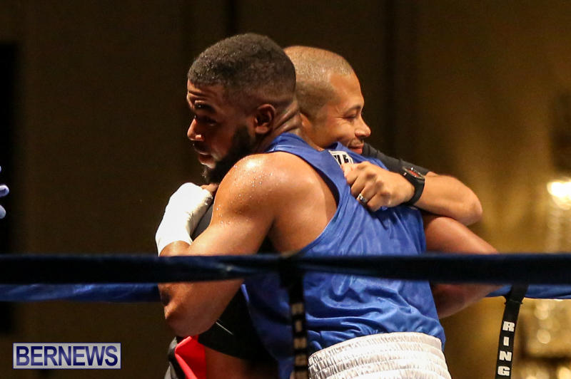 Zain Philpott vs Shomari Warner Boxing Match Bermuda, November 7 2015 (19)