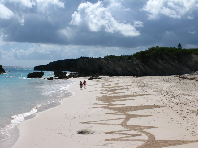 Bermuda Beach Art Dec 27 2015 (2)