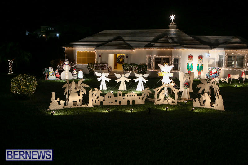 Christmas-Lights-Decorations-Bermuda-December-23-2015-157