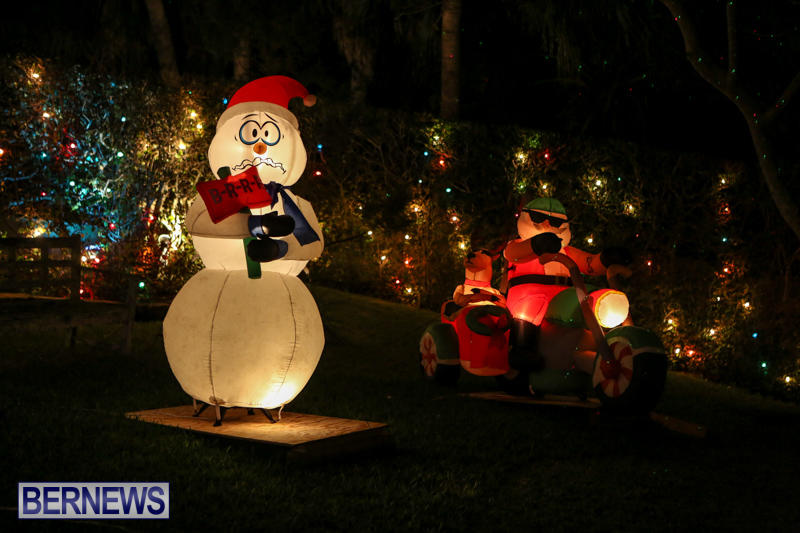 Christmas-Lights-Decorations-Bermuda-December-23-2015-236