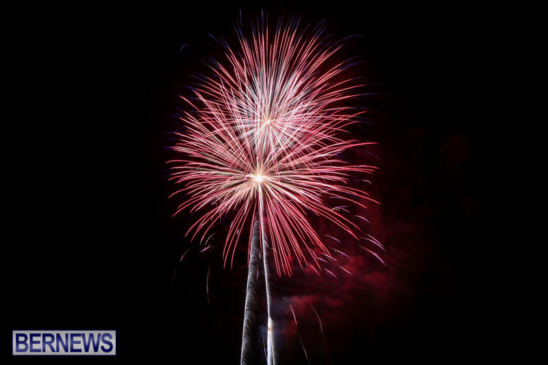 Fireworks-At-Boat-Parade-Bermuda-December-12-2015-1