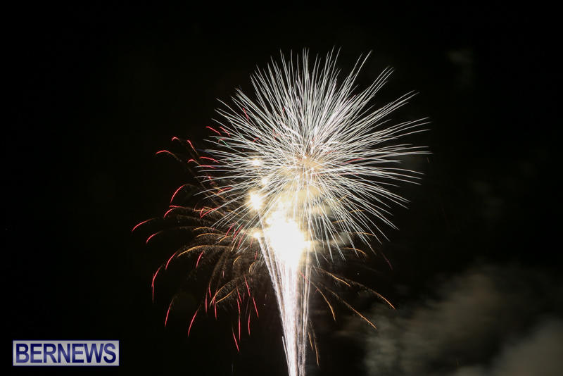 Fireworks-At-Boat-Parade-Bermuda-December-12-2015-10