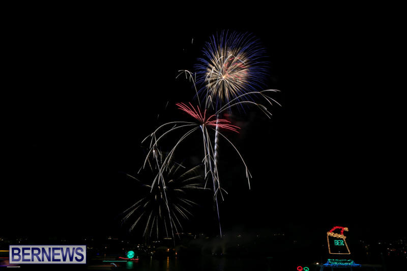 Fireworks-At-Christmas-Boat-Parade-Bermuda-December-12-2015-18