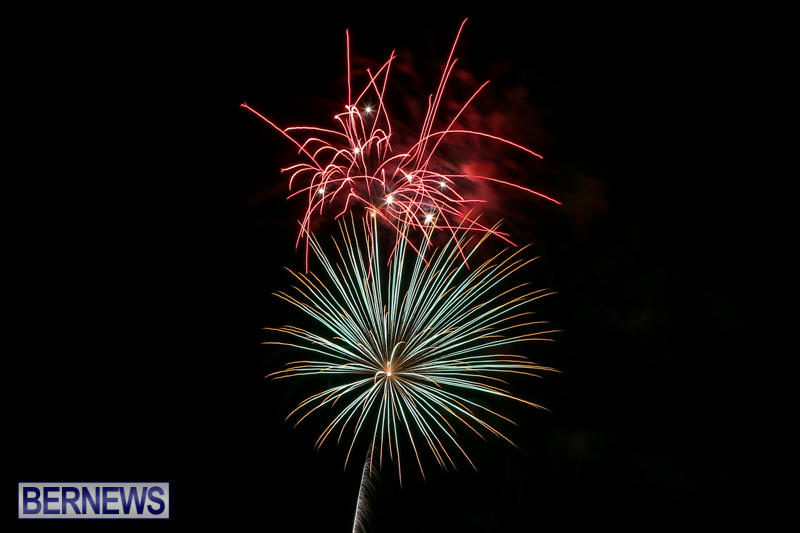 Fireworks-At-Christmas-Boat-Parade-Bermuda-December-12-2015-25
