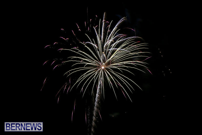 Fireworks-At-Christmas-Boat-Parade-Bermuda-December-12-2015-36