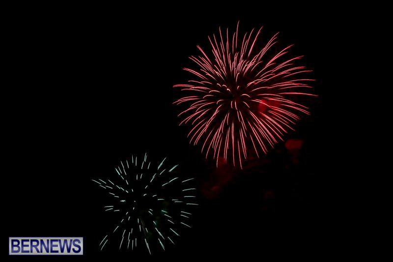 Fireworks-At-Christmas-Boat-Parade-Bermuda-December-12-2015-40