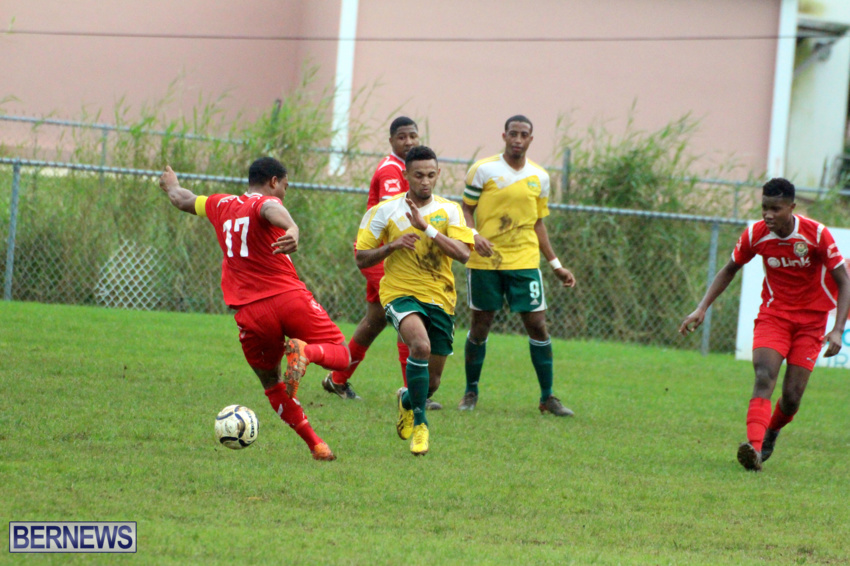 bermuda-football-dec-201514