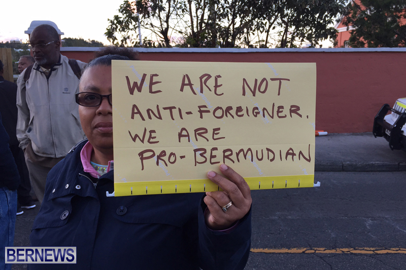 Protesters-On-East-Broadway-Bermuda-Mar-1-2016-17
