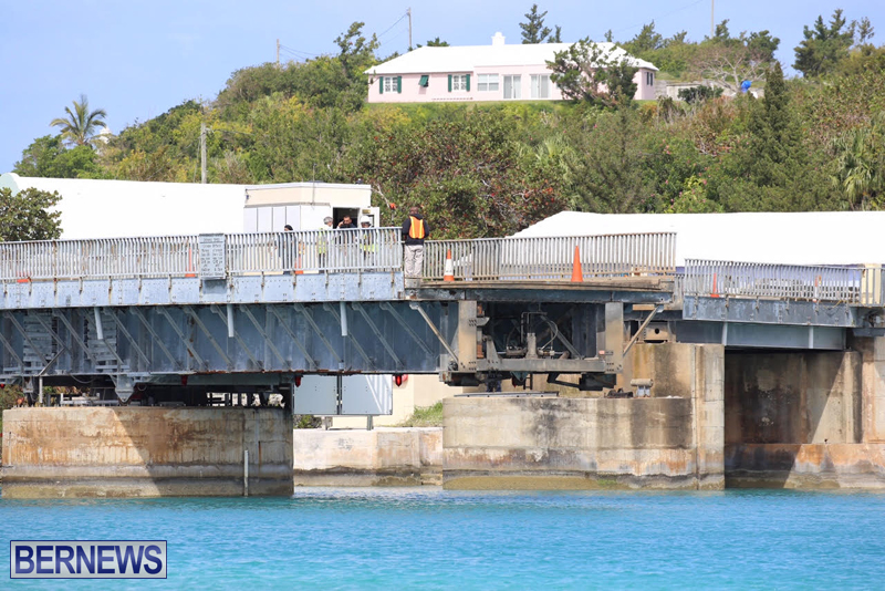 swing-bridge-testing-march-2016-bermuda-47