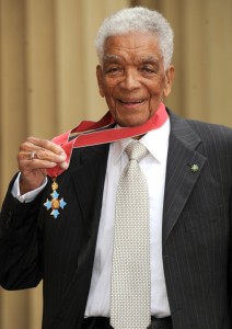 Earl Cameron outside Buckingham Palace