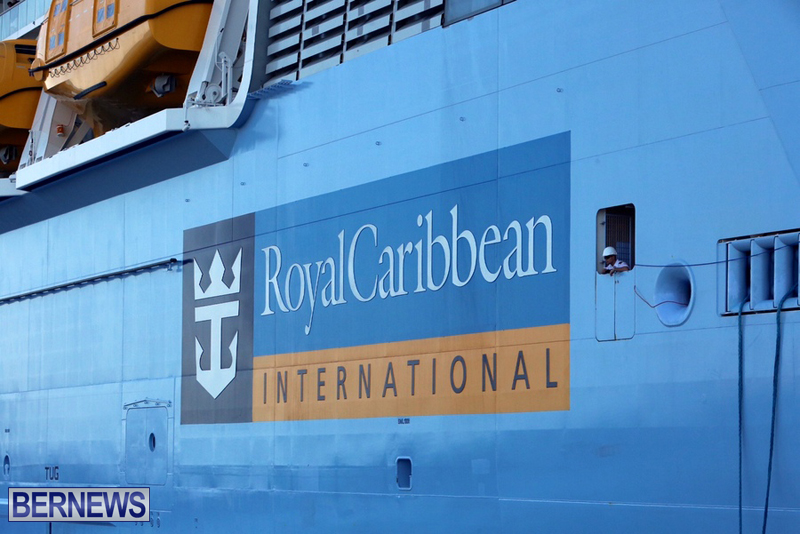 Anthem-of-Seas-cruise-ship-in-Bermuda-April-2016-12