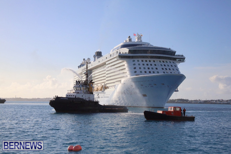 Anthem-of-Seas-cruise-ship-in-Bermuda-April-2016-5