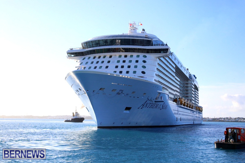 Anthem-of-Seas-cruise-ship-in-Bermuda-April-2016-7