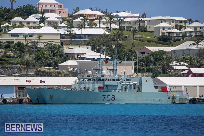 Canadian Navy HMCS Kingston 700 HMCS Moncton 708 Bermuda, May 16 2016 (2)