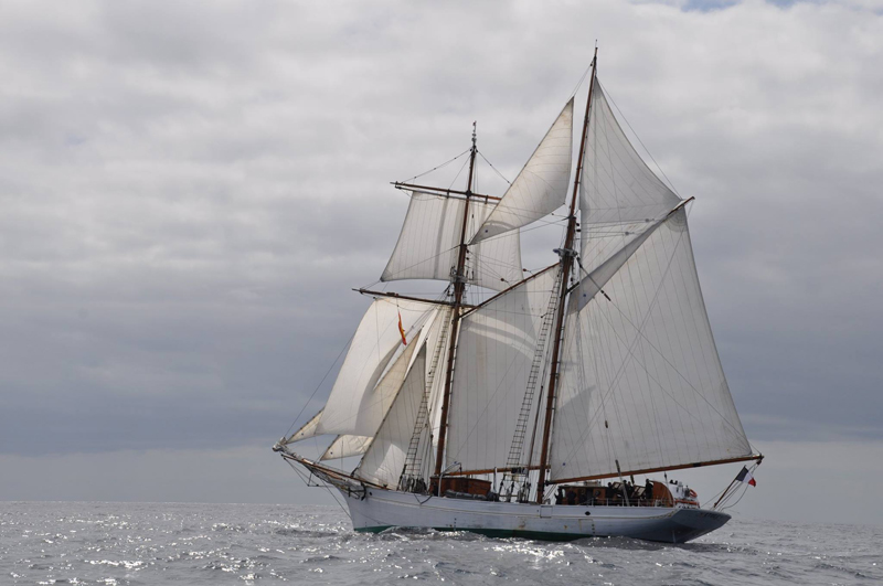 Etoile schooner Bermuda May 6 2016