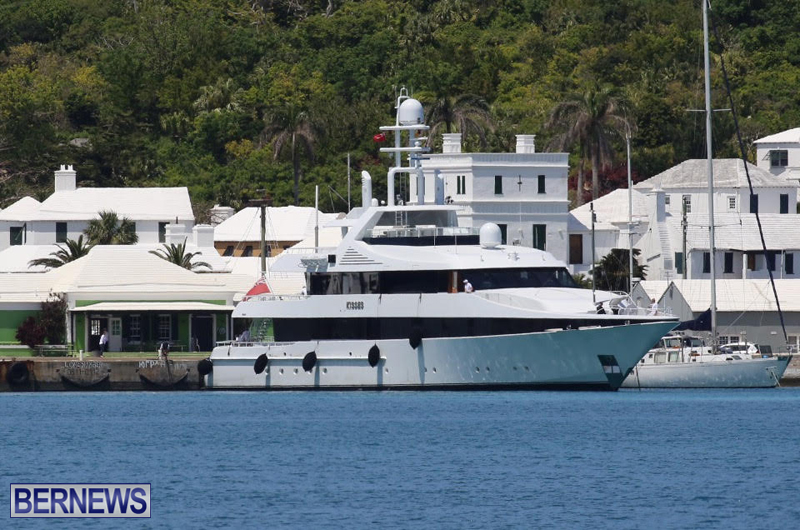 Kisses-super-yacht-At-Ordnance-Island-Bermuda-May-2-2016-1