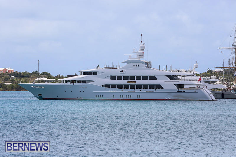 Mia-Elise-II-Super-Yacht-Bermuda-May-1-2016-002