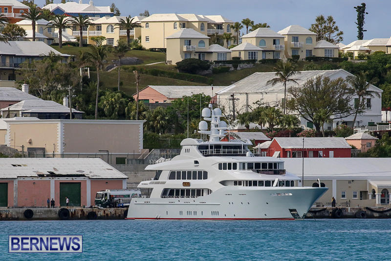 Mia-Elise-II-Super-Yacht-Bermuda-May-1-2016-005