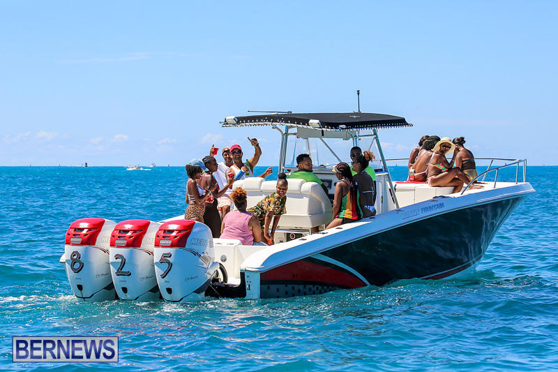 Around-The-Island-Power-Boat-Race-Bermuda-August-14-2016-259