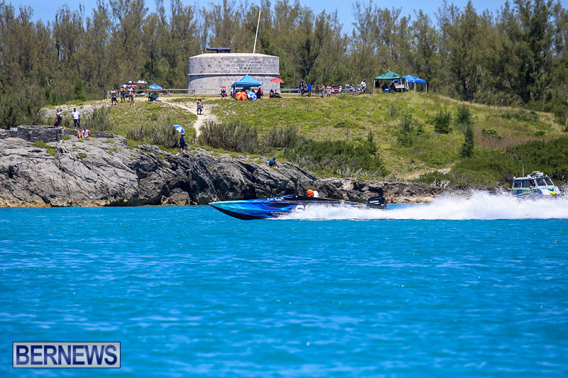 Around-The-Island-Powerboat-Race-Bermuda-August-14-2016-37