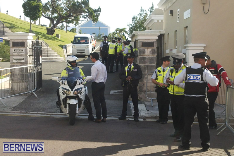 Police-at-House-Bermuda-February-3-2017-13