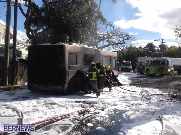 Bus Fire Bermuda March 7 2017 (5)