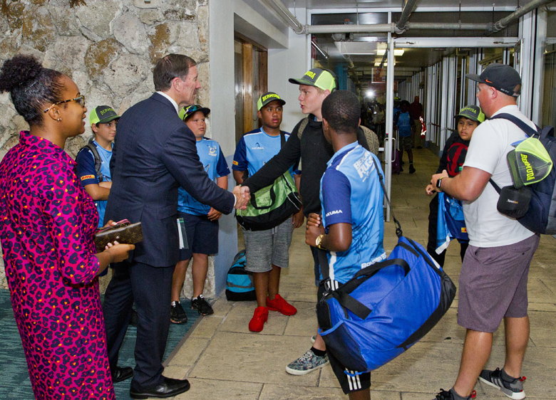 Premier Minister Youth Rugby Team Arrival Bermuda May 2017 (2)
