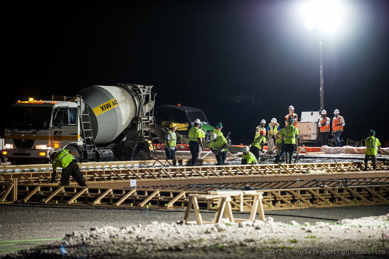 First Concrete Pour At Airport Bermuda July 2017 (4)