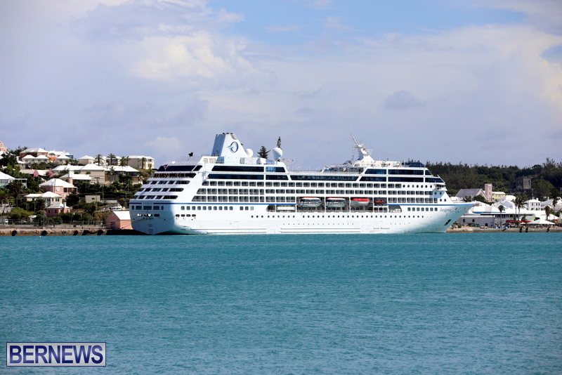Passengers Ship Insignia Bermuda Aug 18 2017 (3)