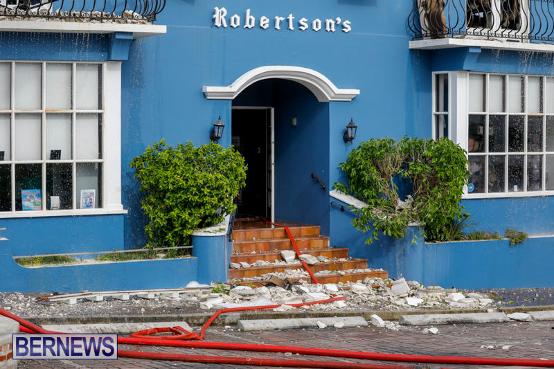 Robertson’s-Drug-Store-Fire-Bermuda-September-2-2017_8682