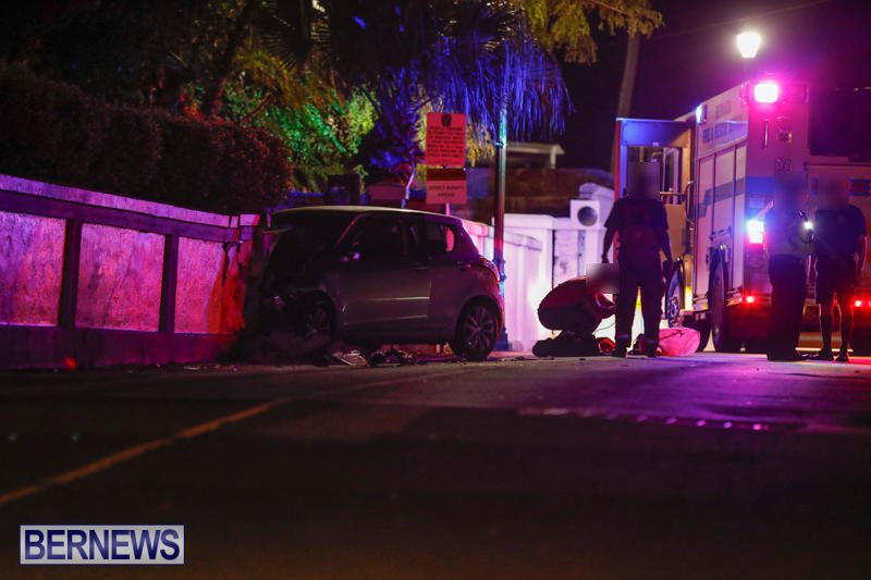 Car Collision With Wall Bermuda, October 28 2017_1055-1