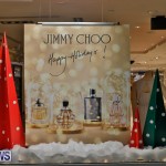 Hamilton Storefronts Christmas Decorations Lights Bermuda, December 22 2017-7669