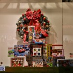 Hamilton Storefronts Christmas Decorations Lights Bermuda, December 22 2017-7753